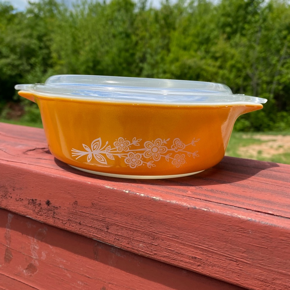 Pyrex 471-b 500ml Burnt Orange Flower Butterfly Gold Baking Casserole with lid